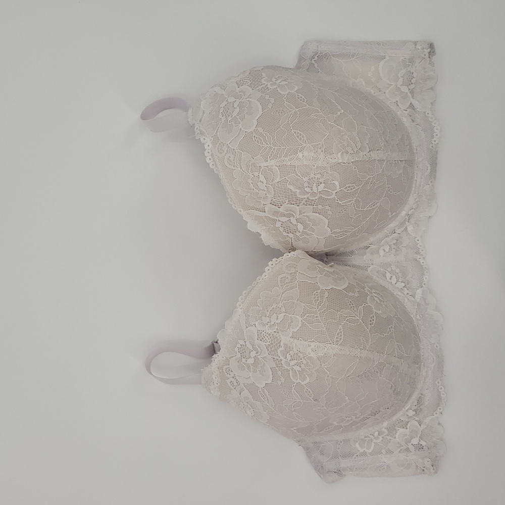 B Luxe Lace Bra Underwired Floral Adjustable Size 42D